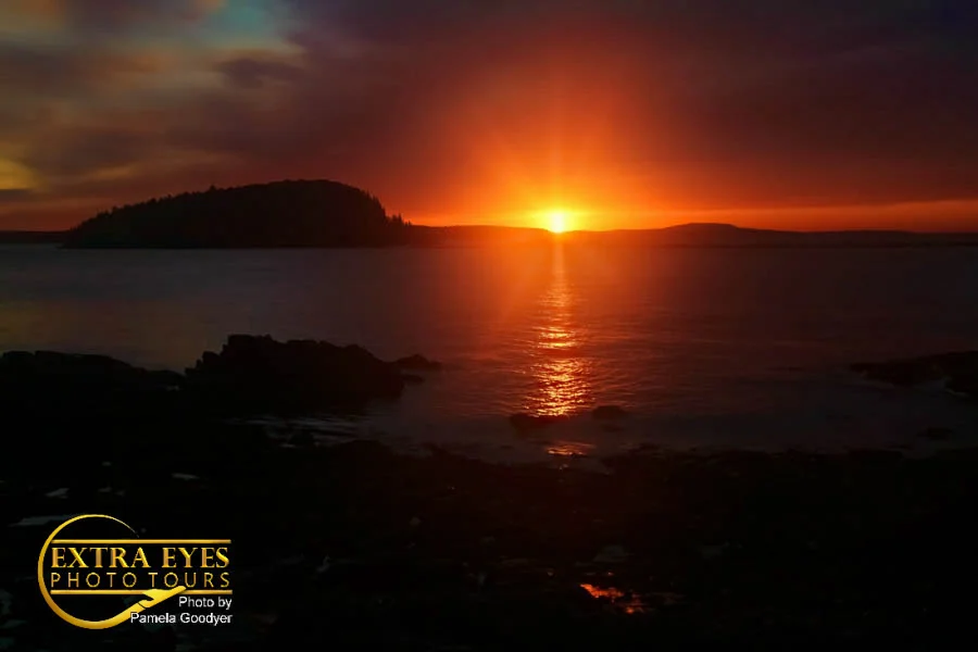 Acadia National Park When the sun rises and hits the first party United States, very beautiful sunlight.