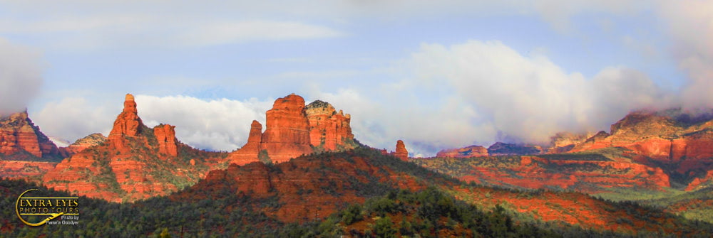 SEDONA ARIZONA overlooking the entire mountain stretch.